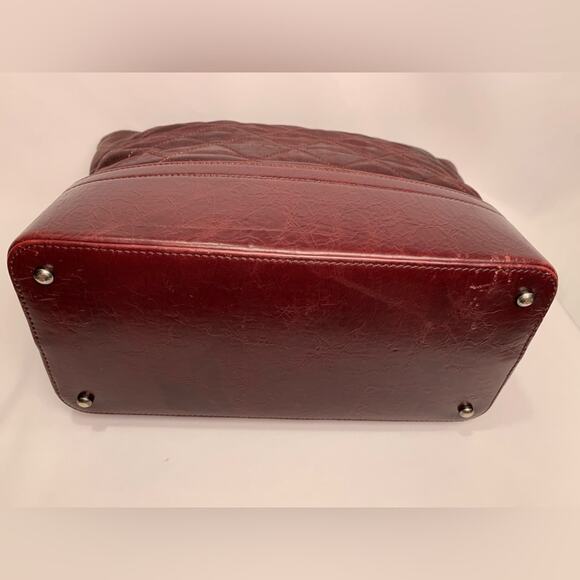 Chanel Burgundy Quilted Iridescent Calfskin Leather V*P Medium Shopping Tote Bag - Picture 4 of 16